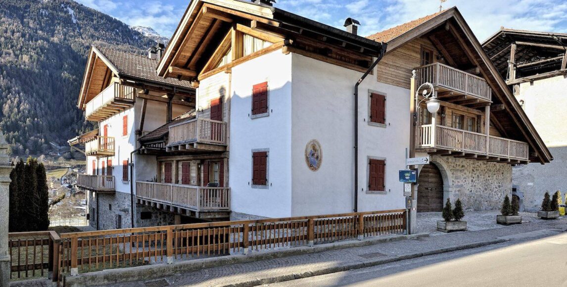 Dvoupodlažní apartmán pár kroků od golfového hřiště