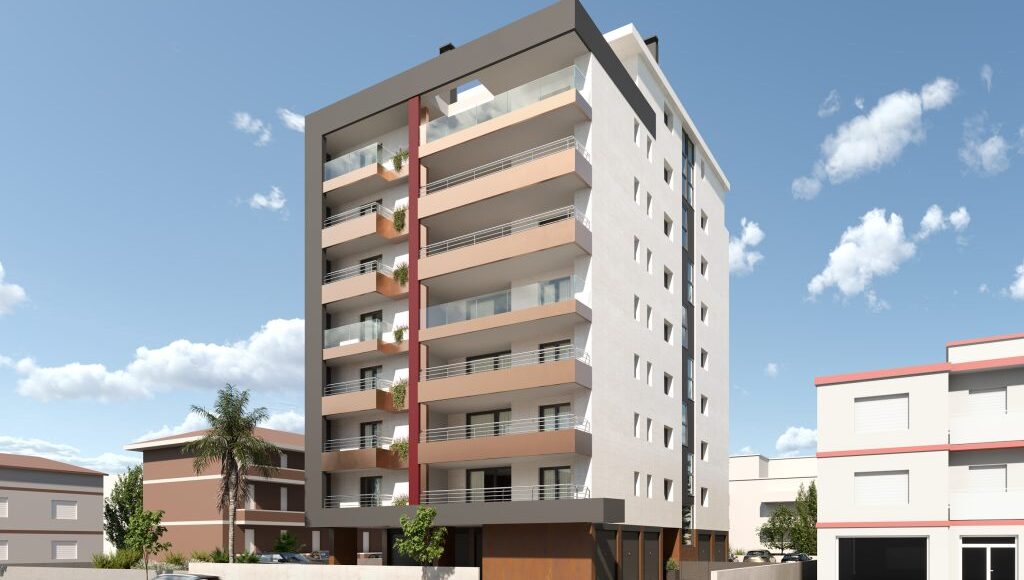 Luxusní penthouse 550 metrů od pláže s prostornou terasou